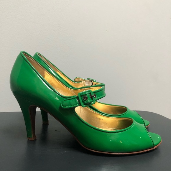 kelly green heels